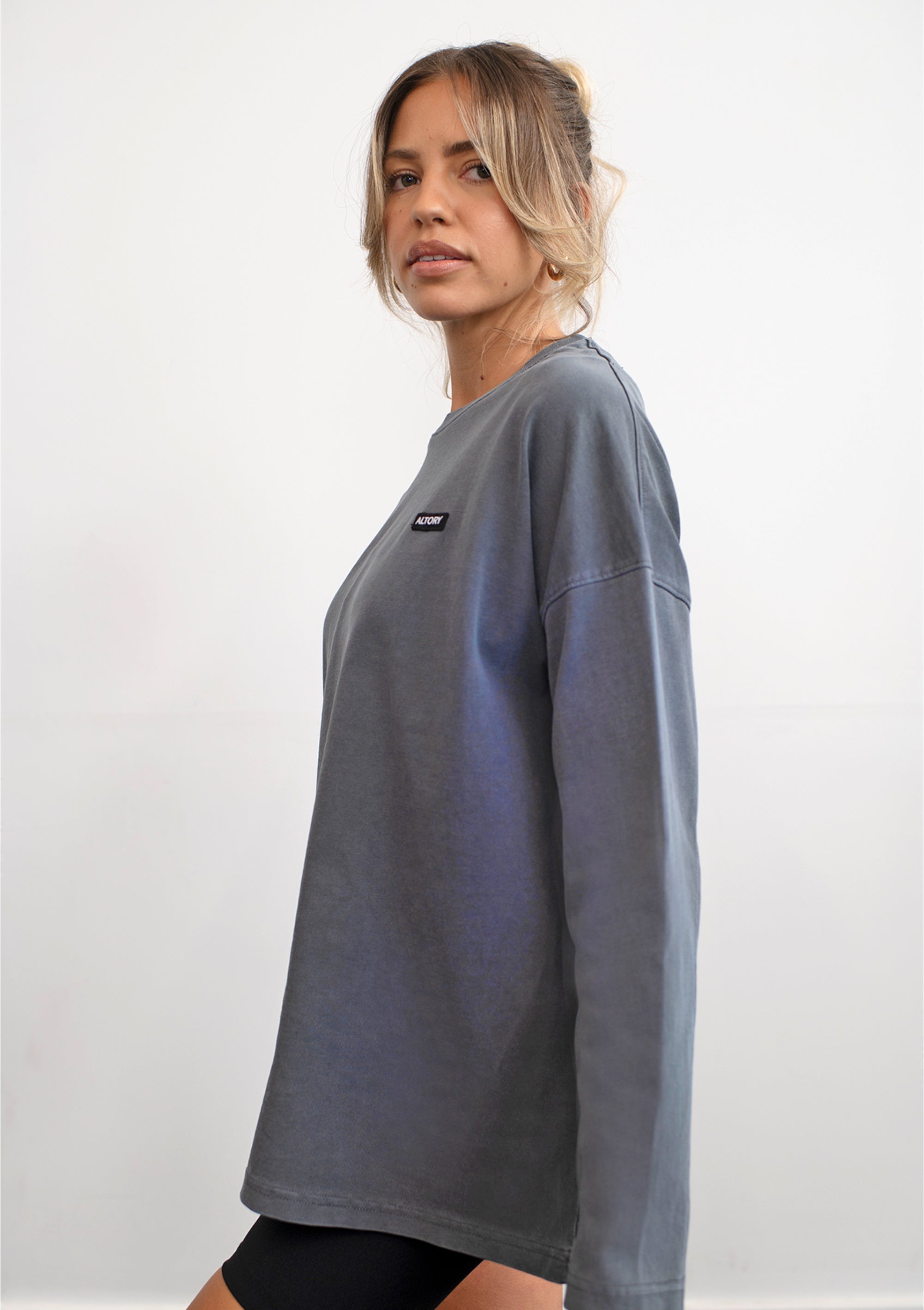 Joey Long Sleeve Tee / Washed Blue
