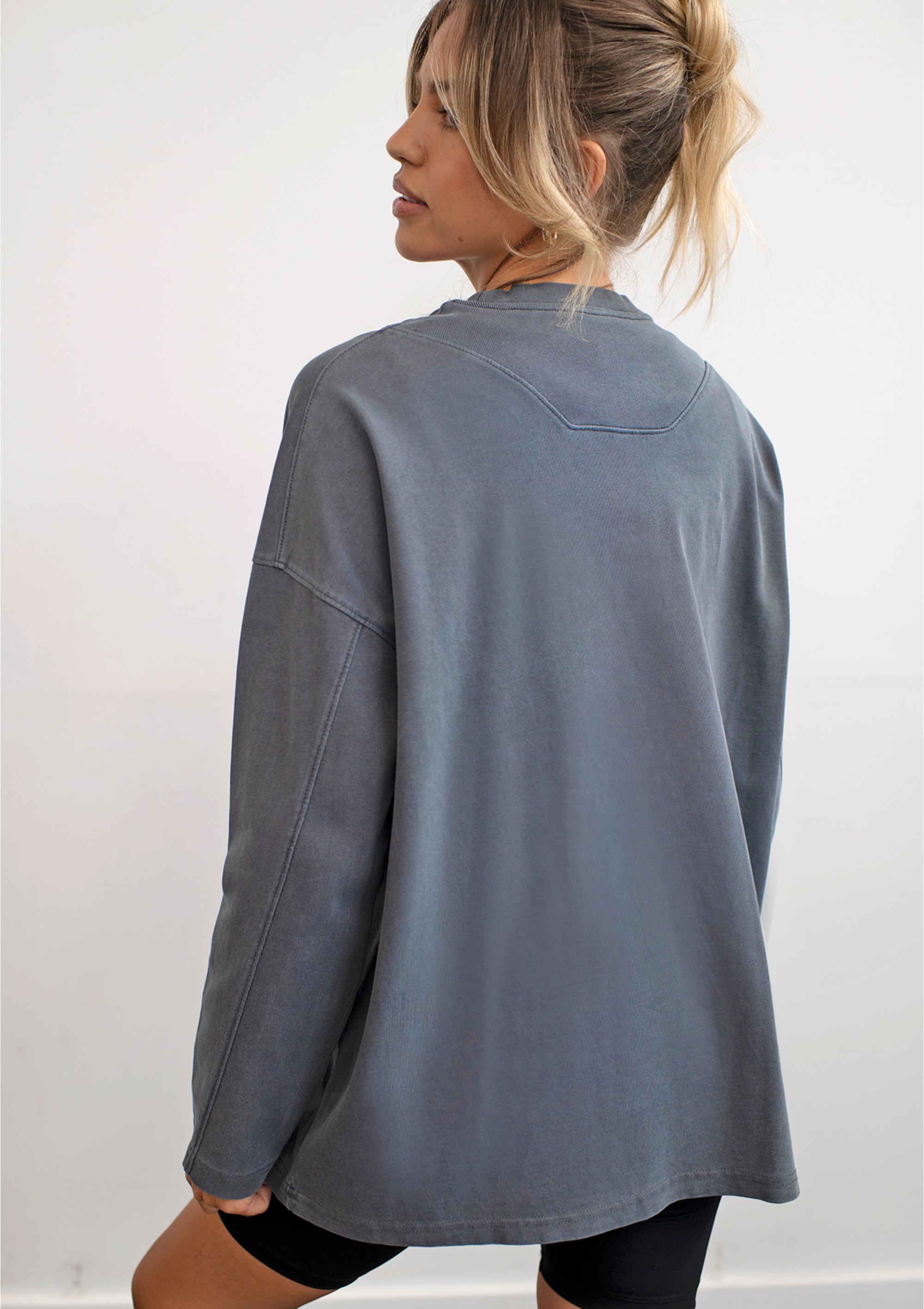 Joey Long Sleeve Tee / Washed Blue