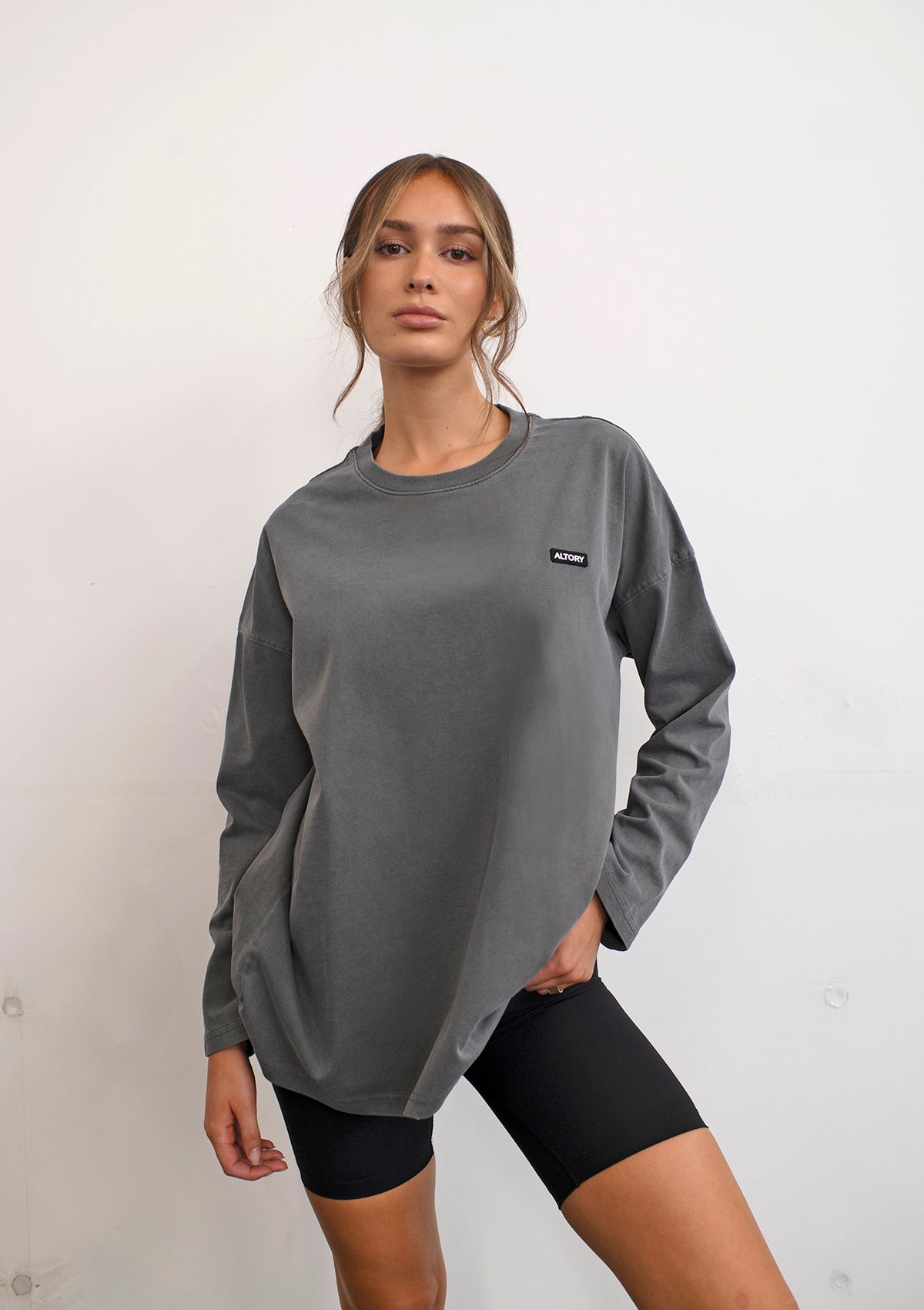 Joey Long Sleeve Tee / Washed Black