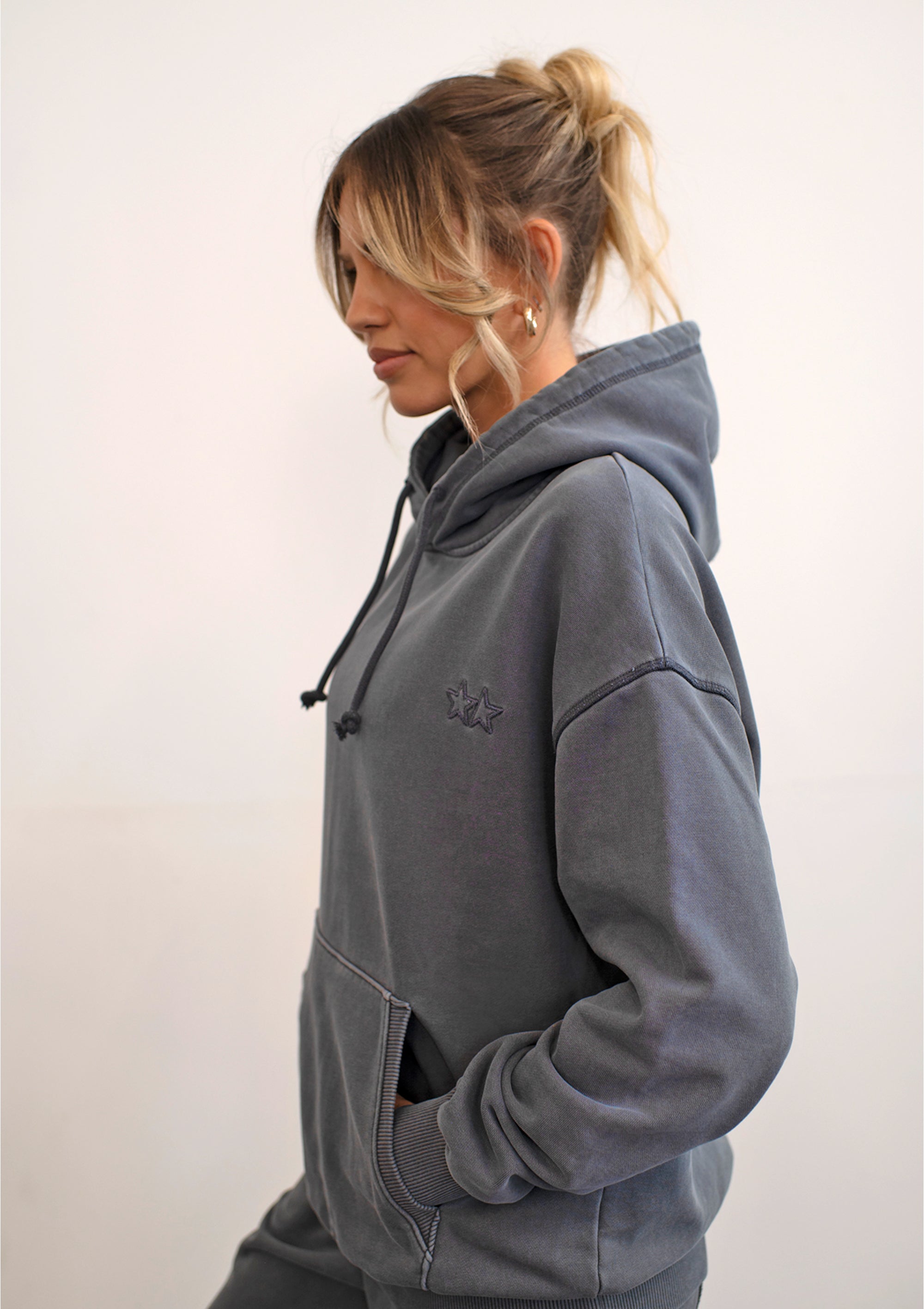Stockbury Hoodie / Washed Blue
