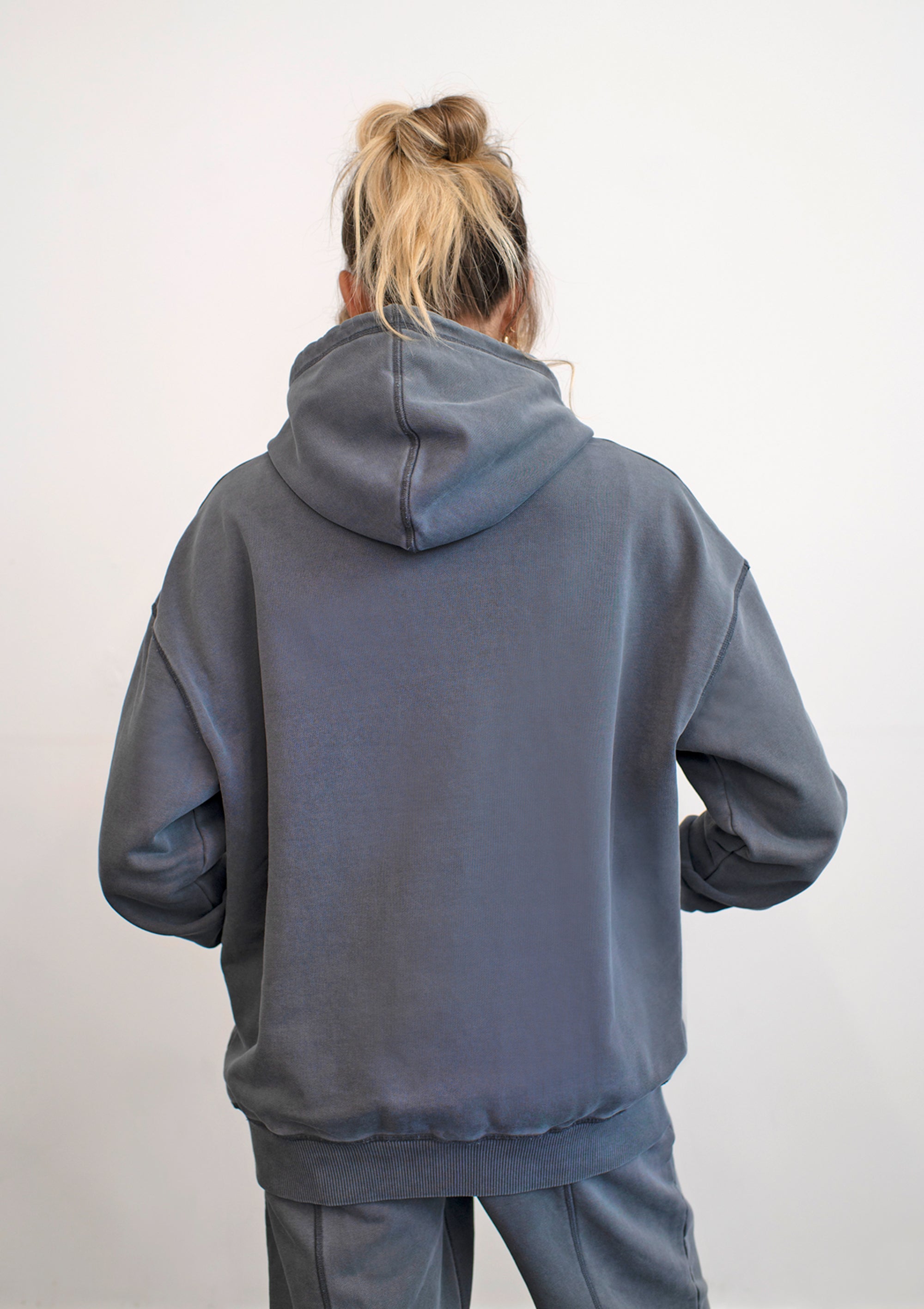 Stockbury Hoodie / Washed Blue